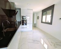 Resale - Apartment - Los Altos