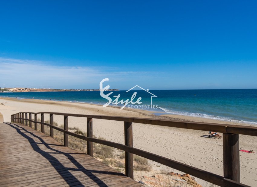 Resale - Apartment - Mil Palmeras - Beach