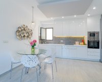 Resale - Apartment - Mil Palmeras