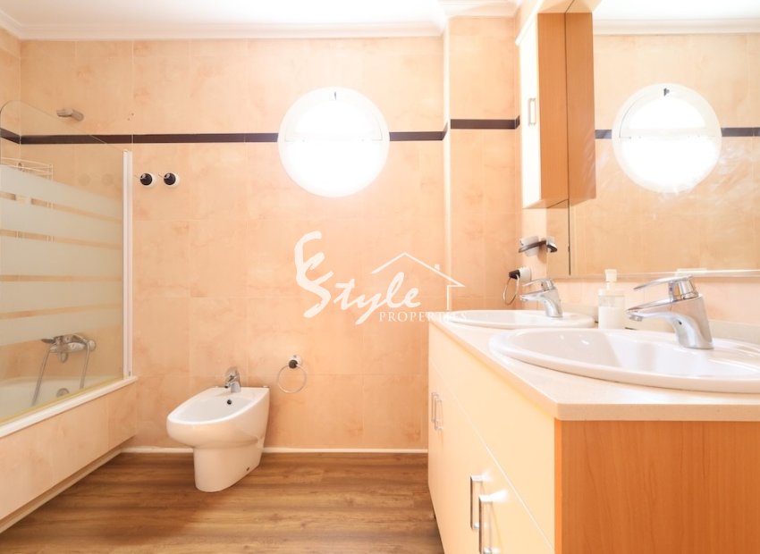 Resale - Apartment - Mil Palmeras