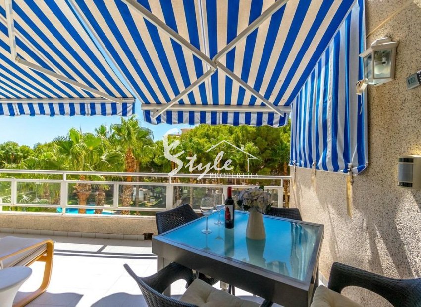 Resale - Apartment - Orihuela Costa  - Altos de Campoamor