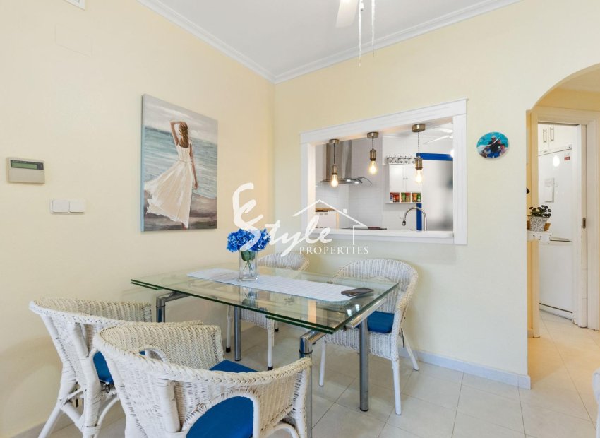 Resale - Apartment - Orihuela Costa  - Campoamor