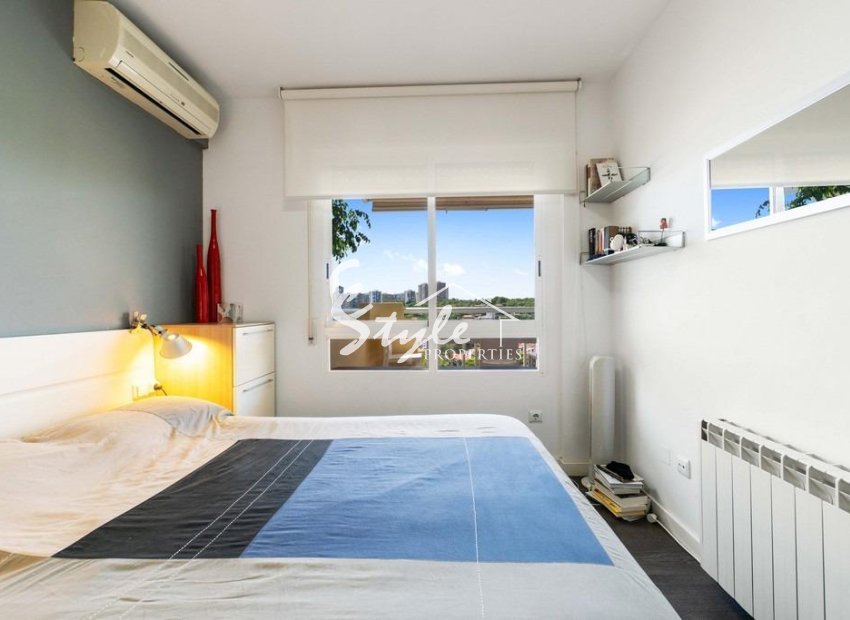 Resale - Apartment - Orihuela Costa  - Campoamor