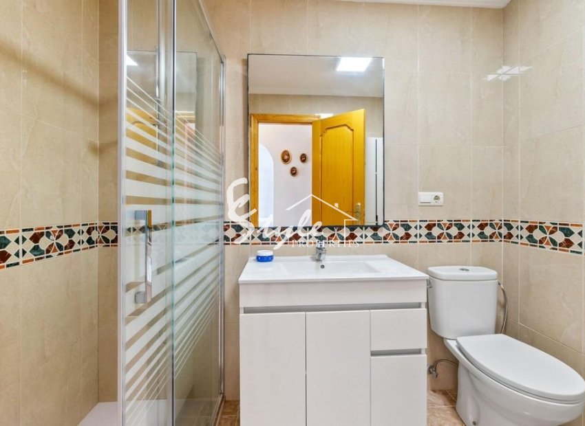 Resale - Apartment - Orihuela Costa  - Campoamor