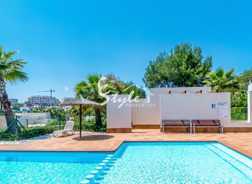 Resale - Apartment - Orihuela Costa  - Las Colinas Golf