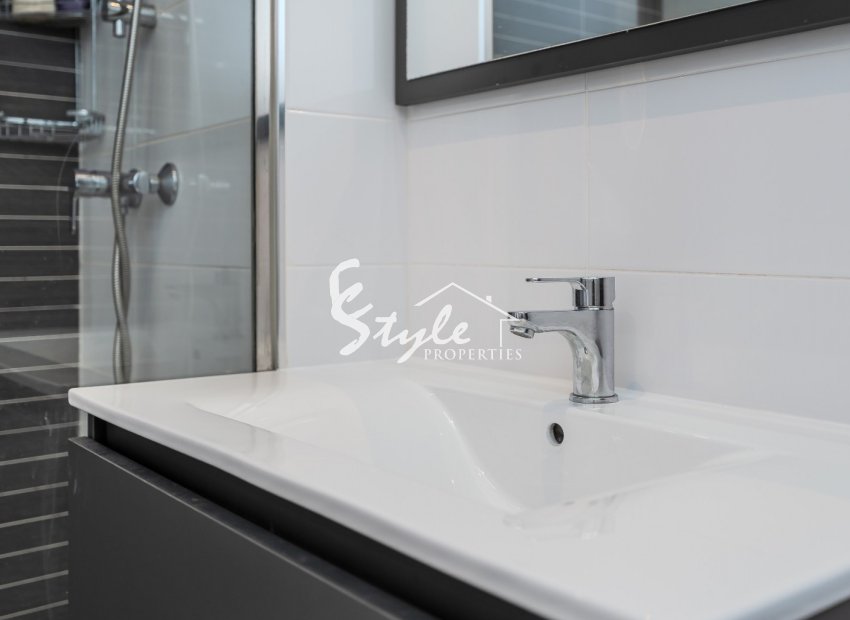 Resale - Apartment - Orihuela-Costa - Lomas de Cabo Roig