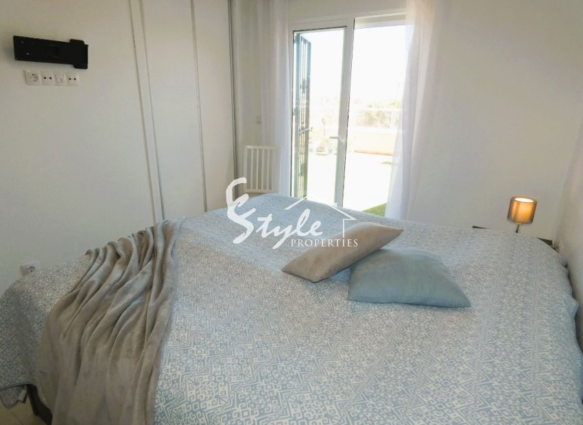 Resale - Apartment - Orihuela Costa  - Los Dolses