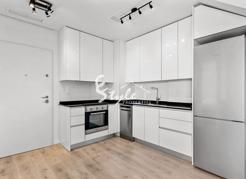 Resale - Apartment - Orihuela Costa  - Los Dolses