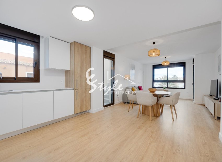 Resale - Apartment - Orihuela Costa  - Pau 8