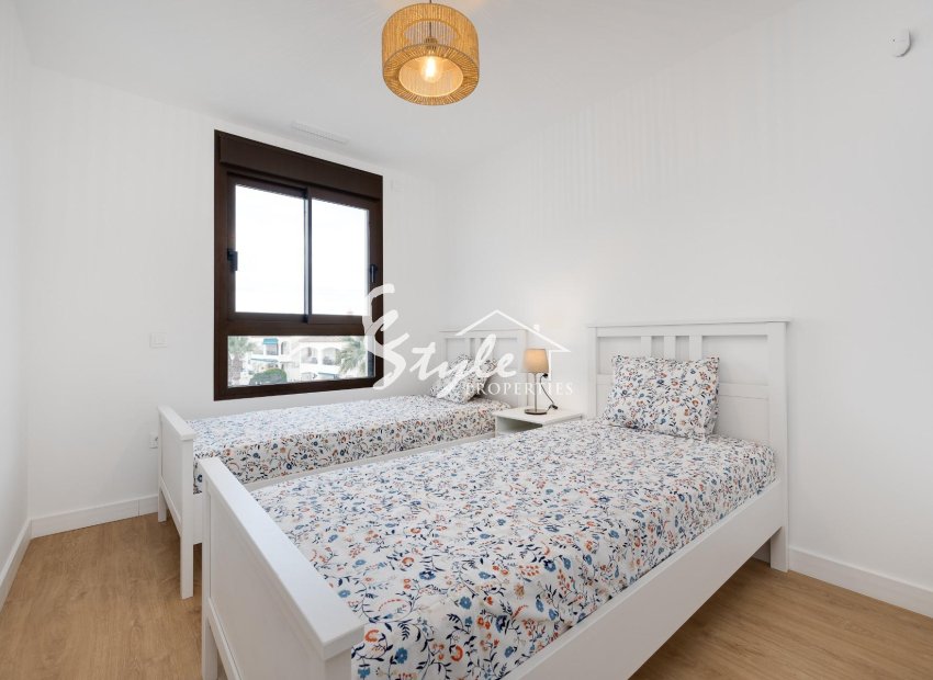 Resale - Apartment - Orihuela Costa  - Pau 8