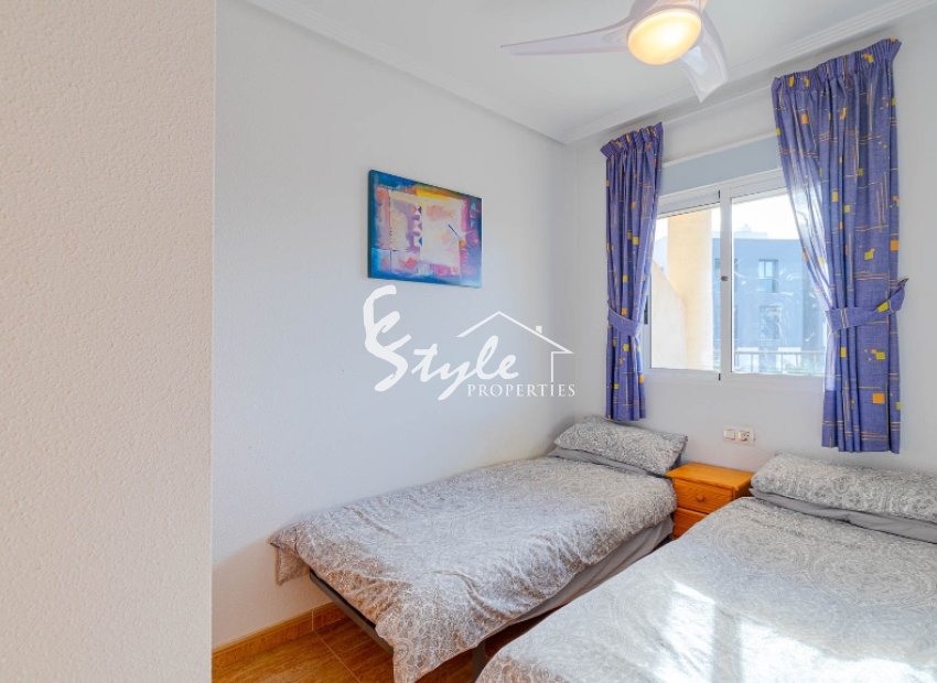 Resale - Apartment - Orihuela Costa  - Playa Flamenca