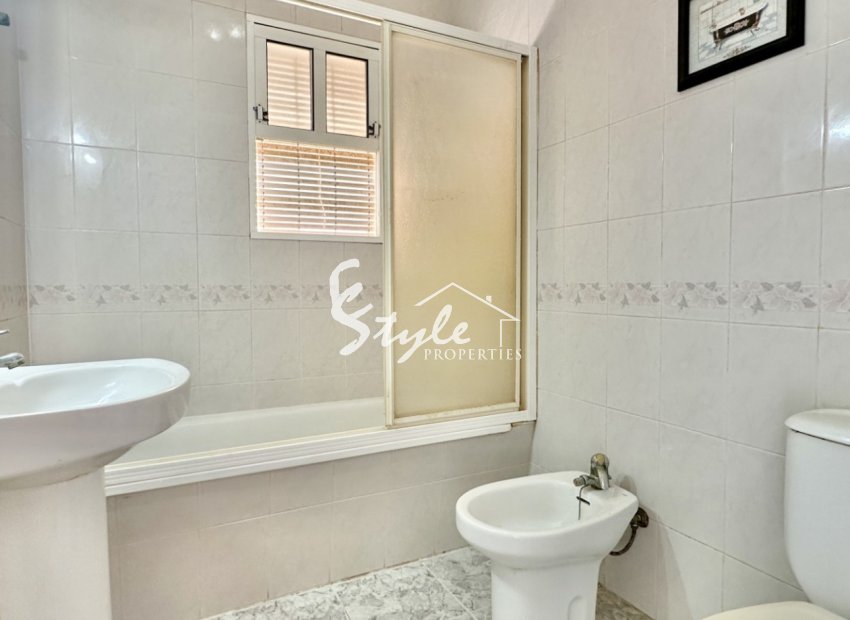 Resale - Apartment - Orihuela Costa  - Playa Flamenca