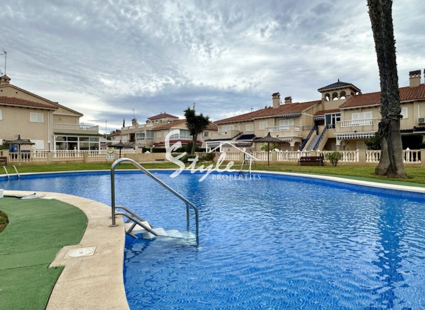 Resale - Apartment - Orihuela Costa  - Playa Flamenca