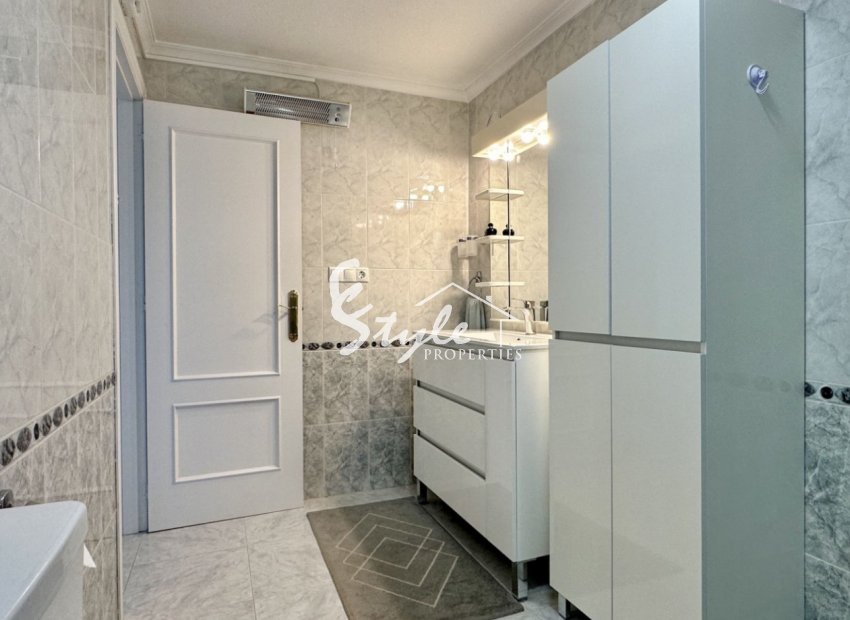 Resale - Apartment - Orihuela Costa  - Playa Flamenca