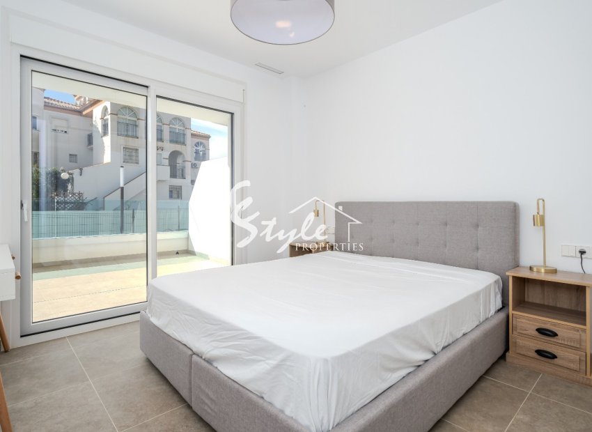 Resale - Apartment - Orihuela Costa  - Playa Flamenca