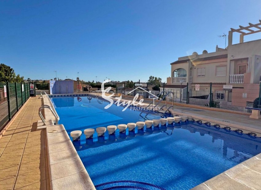 Resale - Apartment - Orihuela Costa  - Playa Flamenca