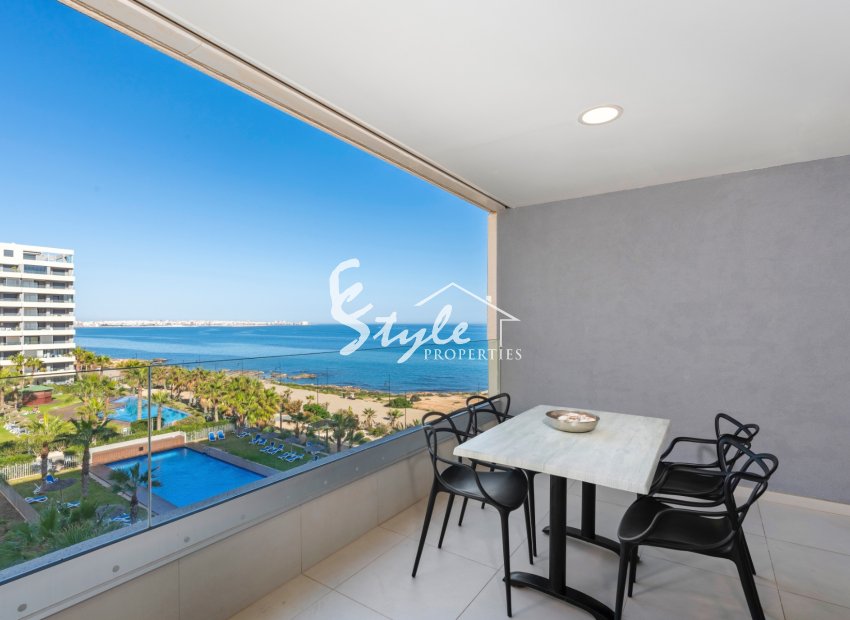 Resale - Apartment - Orihuela Costa  - Punta Prima