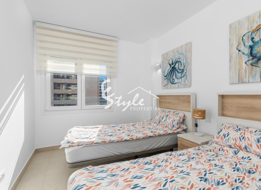 Resale - Apartment - Orihuela Costa  - Punta Prima
