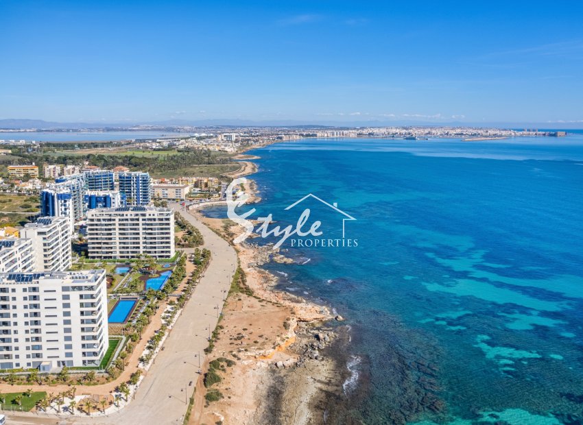 Resale - Apartment - Orihuela Costa  - Punta Prima