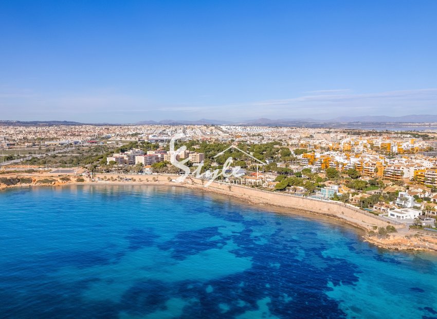 Resale - Apartment - Orihuela Costa  - Punta Prima