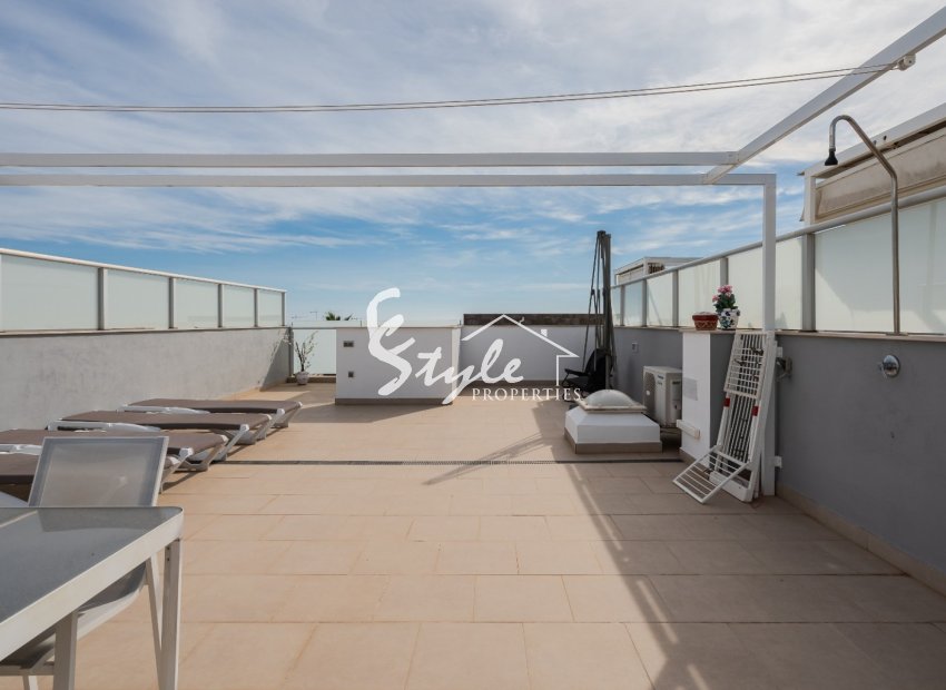 Resale - Apartment - Orihuela Costa  - Punta Prima