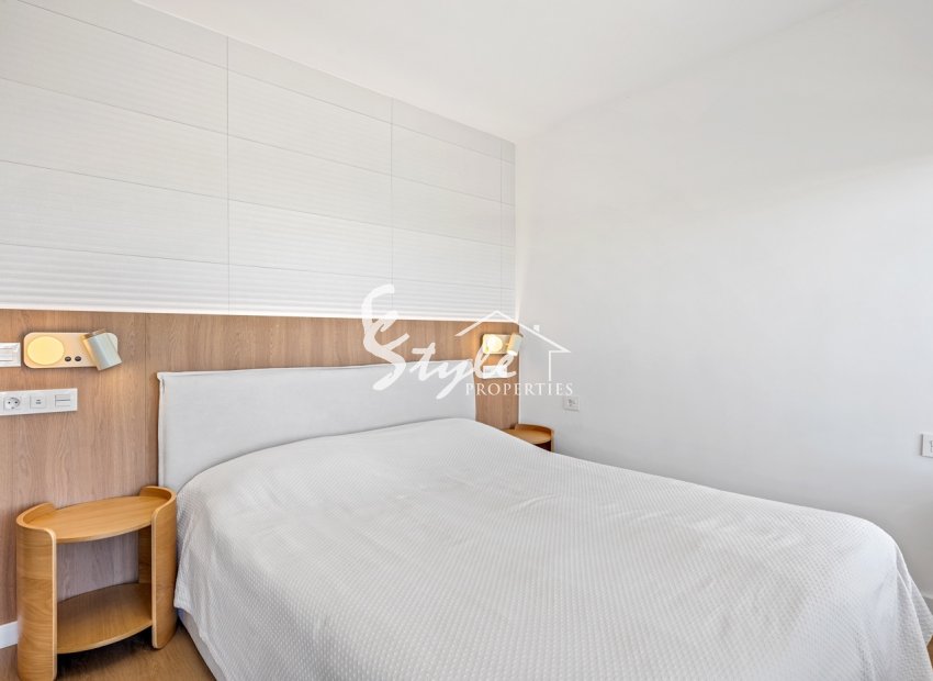 Resale - Apartment - Orihuela-Costa - Punta Prima