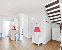 Resale - Apartment - Orihuela Costa  - Villamartin