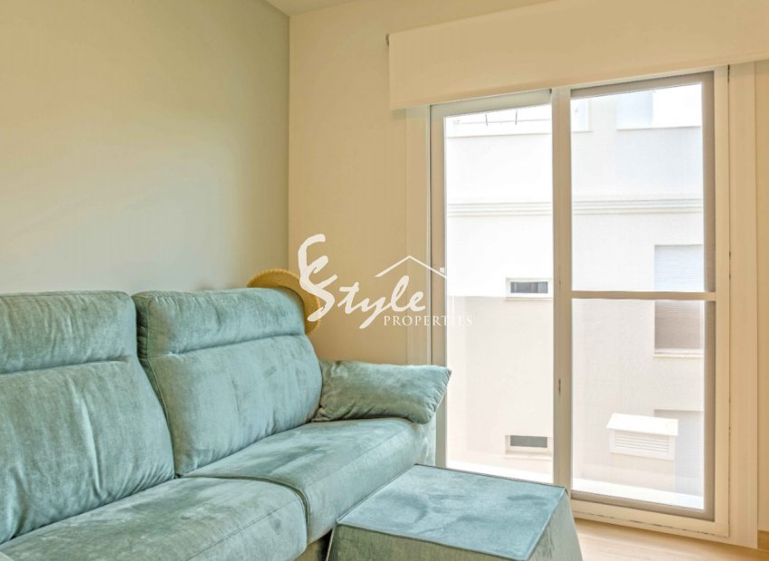 Resale - Apartment - Orihuela Costa  - Villamartin