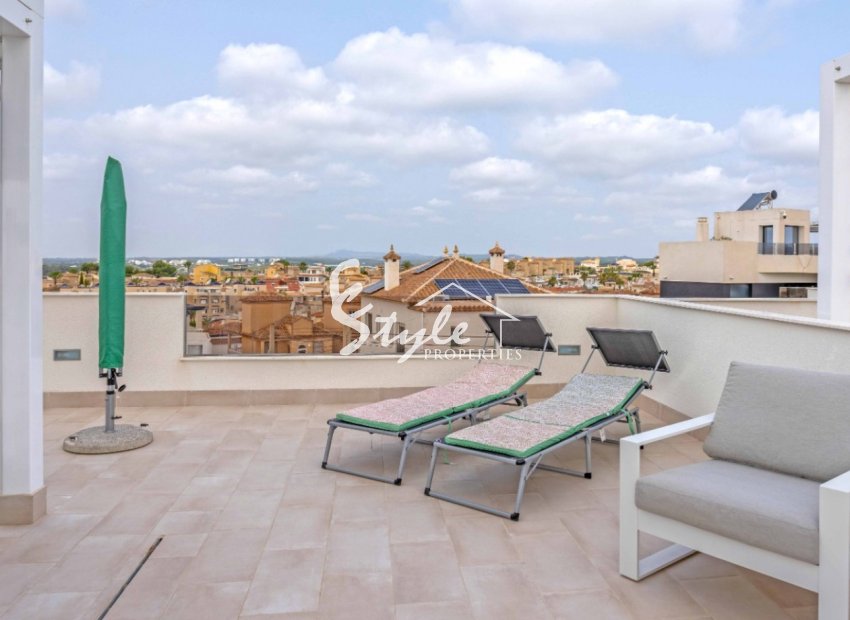Resale - Apartment - Orihuela Costa  - Villamartin