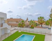 Resale - Apartment - Orihuela Costa  - Villamartin