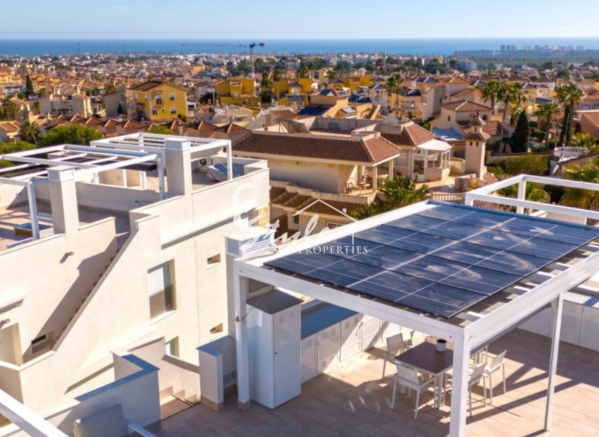 Resale - Apartment - Orihuela Costa  - Villamartin