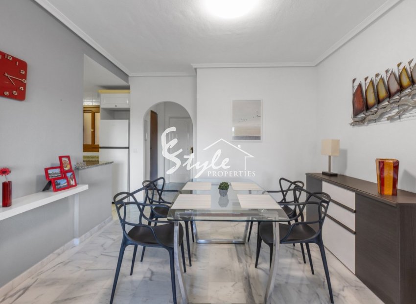 Resale - Apartment - Orihuela Costa  - Villamartin