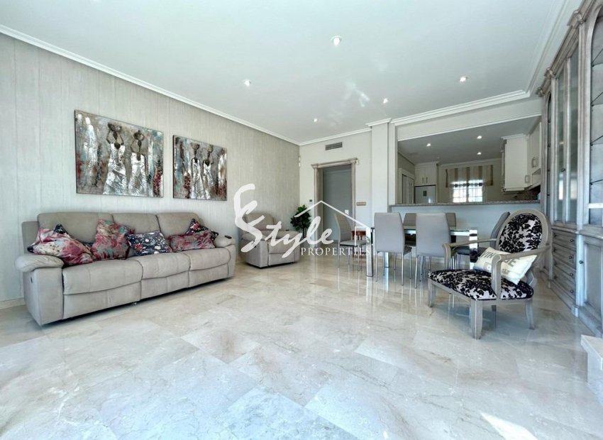 Resale - Apartment Penthouse - Dehesa de campoamor - Campoamor