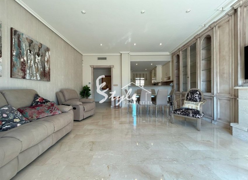 Resale - Apartment Penthouse - Dehesa de campoamor - Campoamor