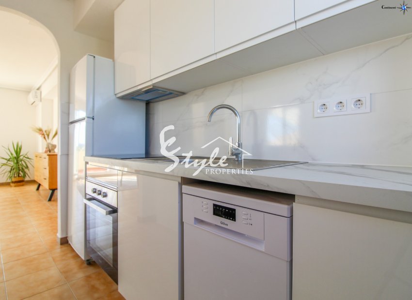 Resale - Apartment Penthouse - Punta Prima - Beach