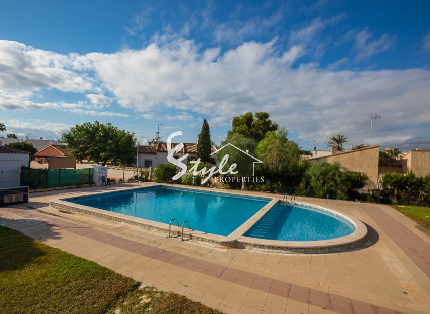 Resale - Apartment Penthouse - Punta Prima - Beach