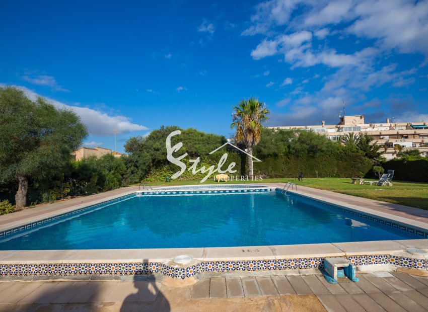 Resale - Apartment Penthouse - Punta Prima - Beach