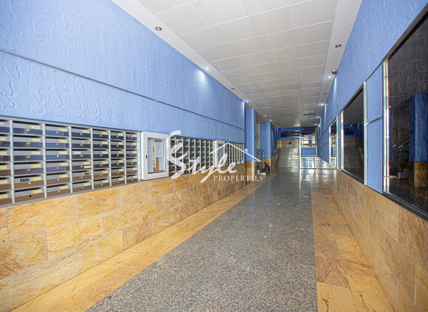 Resale - Apartment Penthouse - Torrevieja - Beach