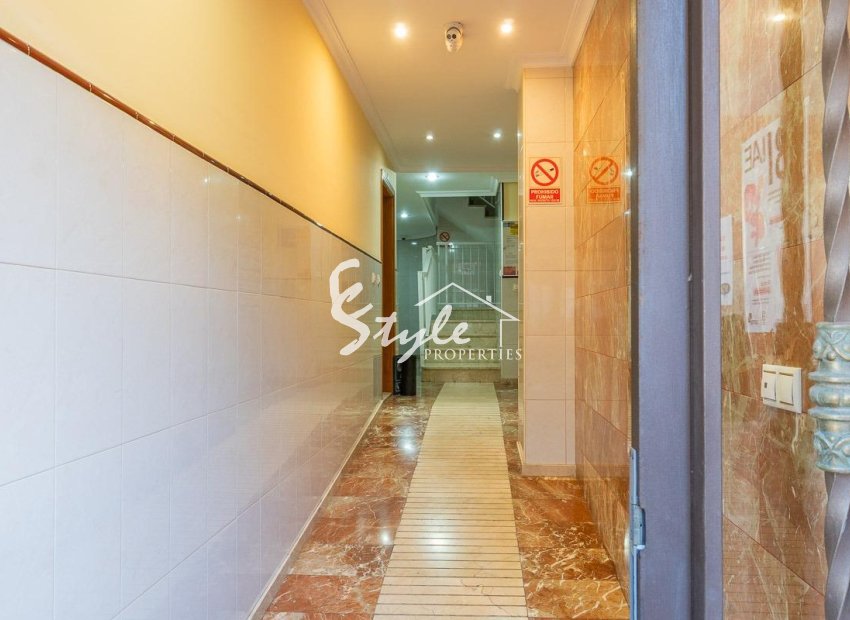 Resale - Apartment Penthouse - Torrevieja - Center