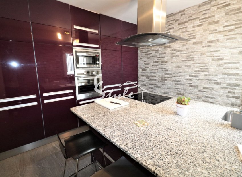 Resale - Apartment Penthouse - Torrevieja