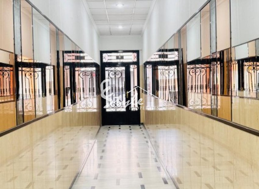 Resale - Apartment Penthouse - Torrevieja