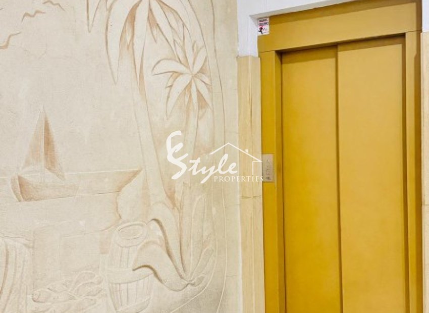 Resale - Apartment Penthouse - Torrevieja