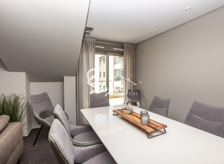 Resale - Apartment Penthouse - Villamartin, Orihuela Costa - Villamartin