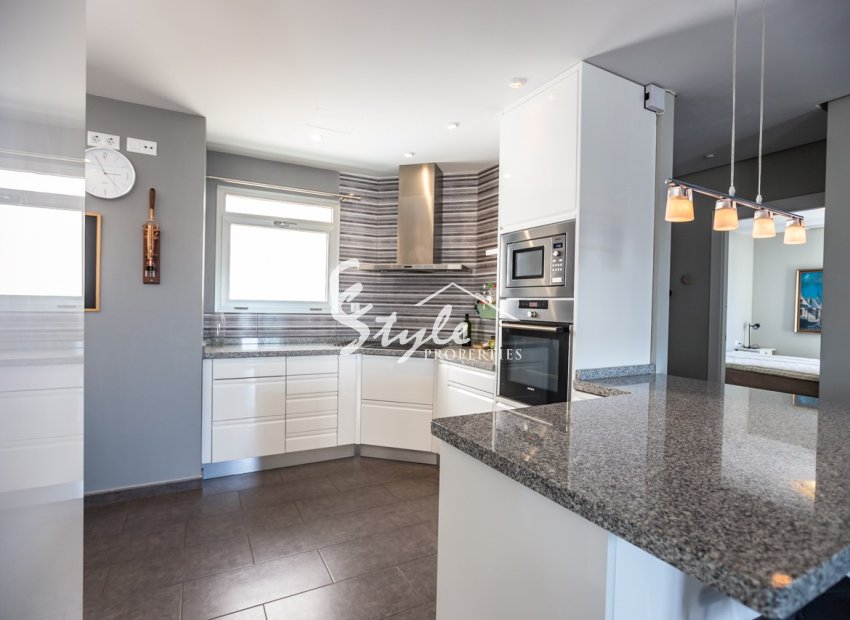 Resale - Apartment Penthouse - Villamartín - Villamartin