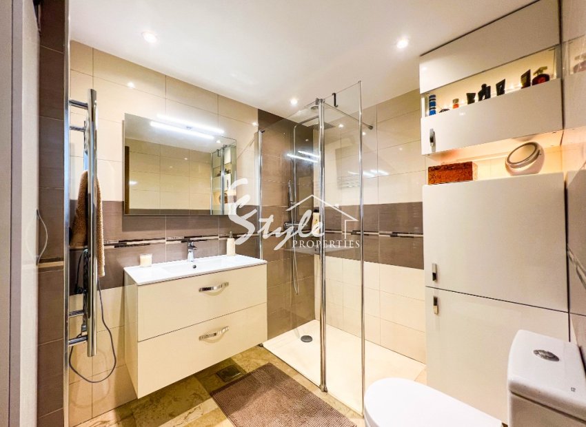 Resale - Apartment - Punta Prima - La Entrada