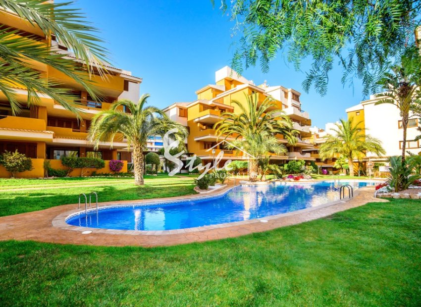 Resale - Apartment - Punta Prima - La Entrada