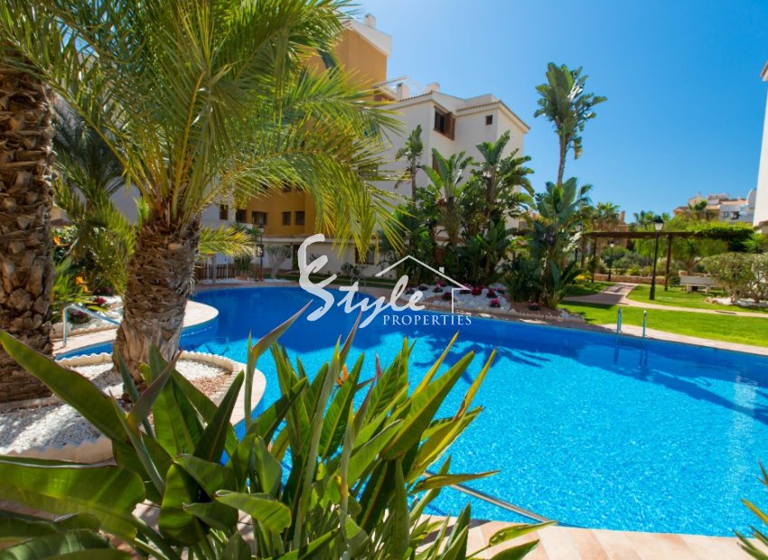 Resale - Apartment - Punta Prima - La Entrada