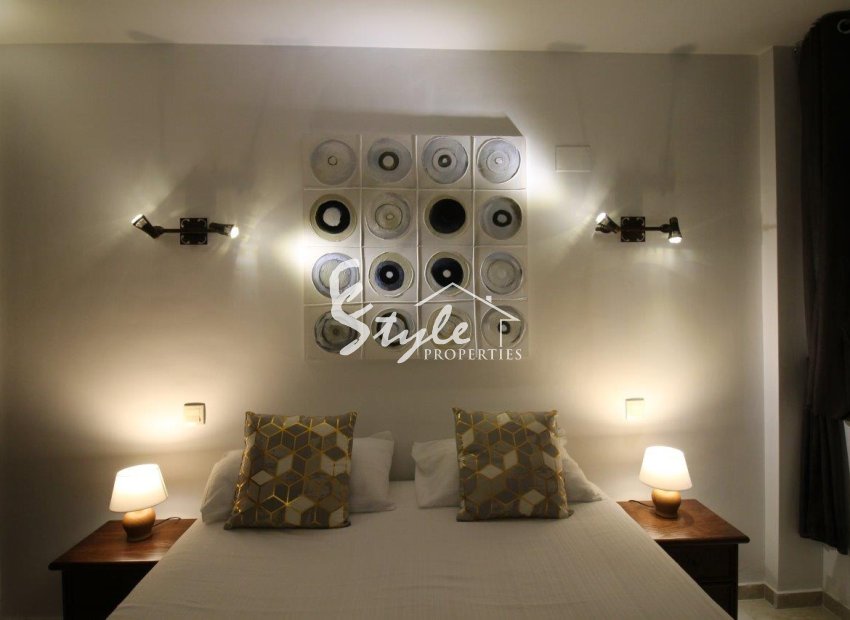 Resale - Apartment - Punta Prima - La Entrada