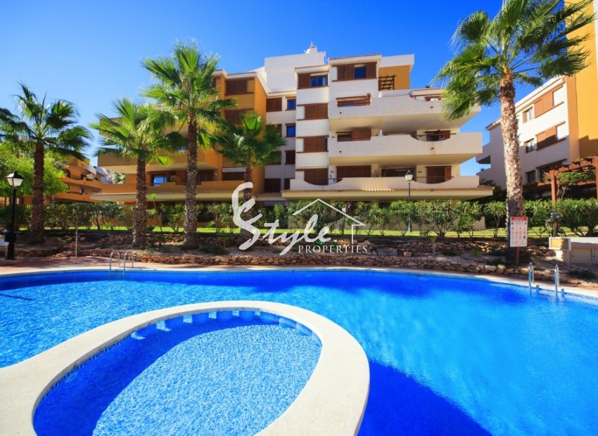 Resale - Apartment - Punta Prima - La Entrada