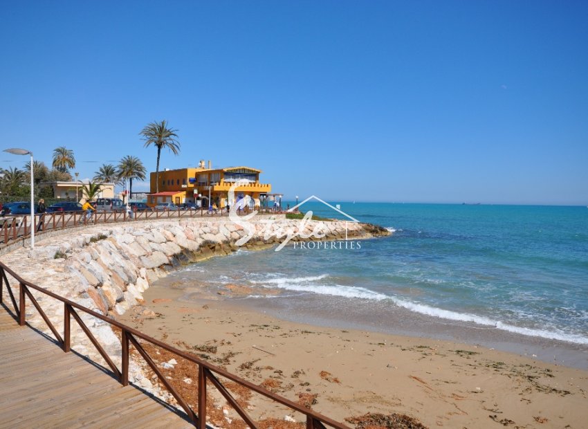 Resale - Apartment - Punta Prima